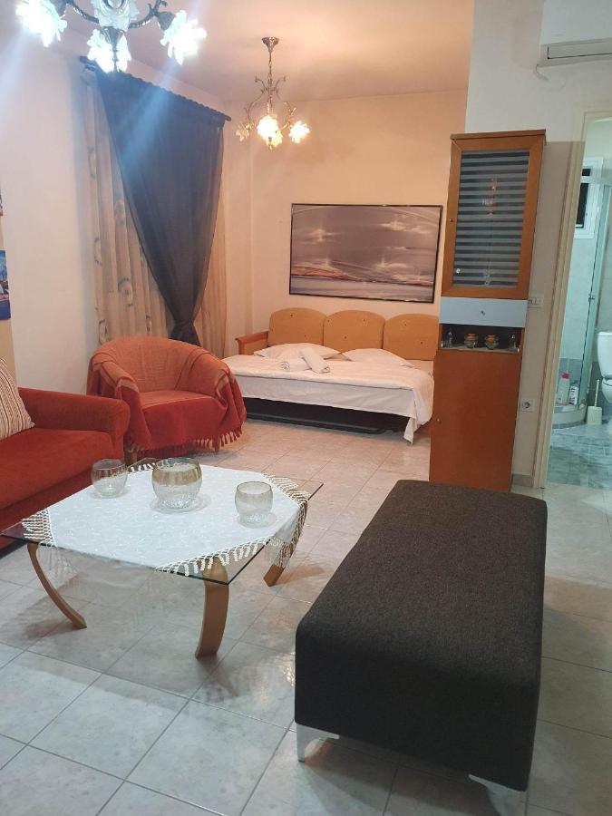 Elle Apartment By Alp Hospitality Services Nea Kallikrateia Εξωτερικό φωτογραφία
