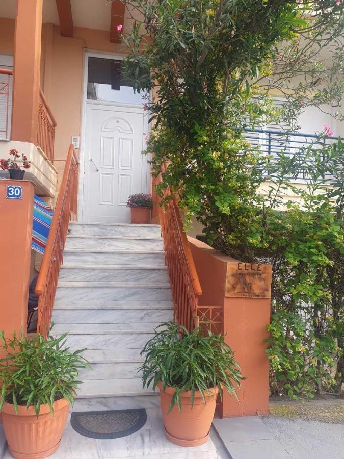 Elle Apartment By Alp Hospitality Services Nea Kallikrateia Εξωτερικό φωτογραφία